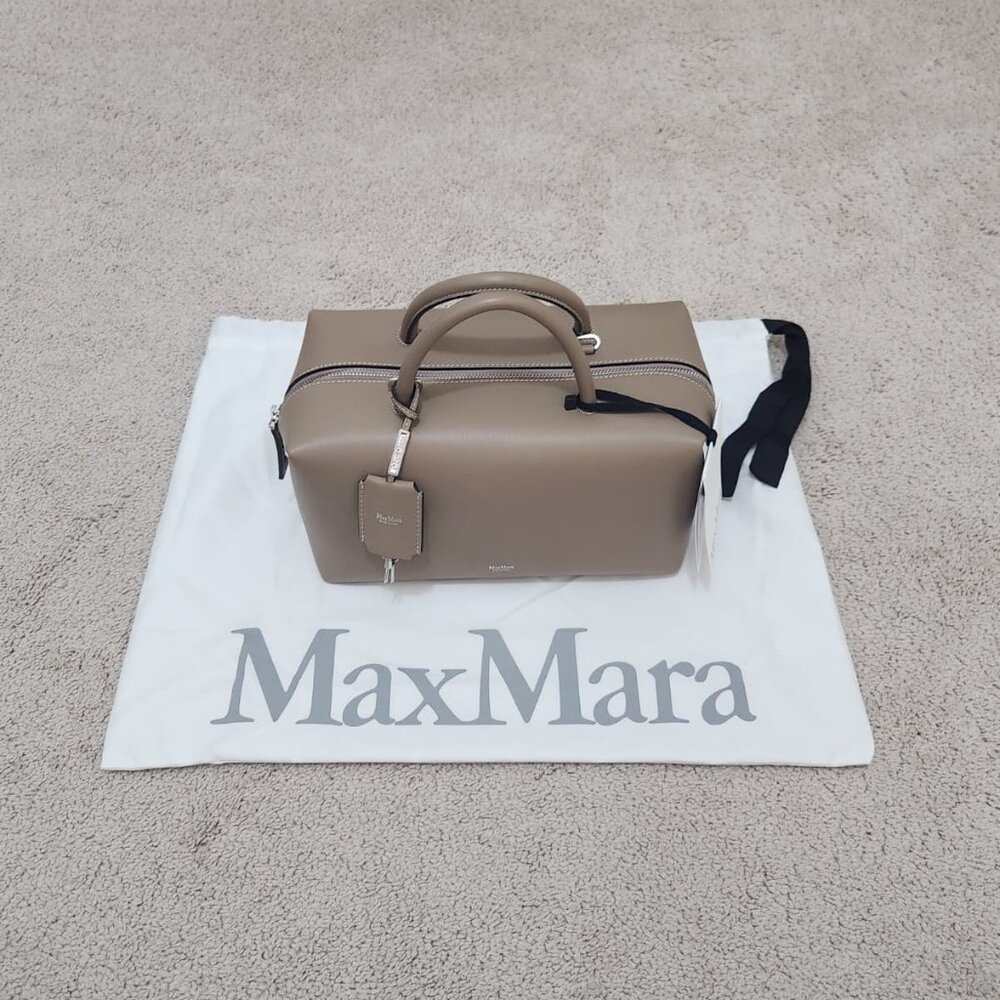 Max Mara Medium natural leather bowler bag - Picture 11 of 16